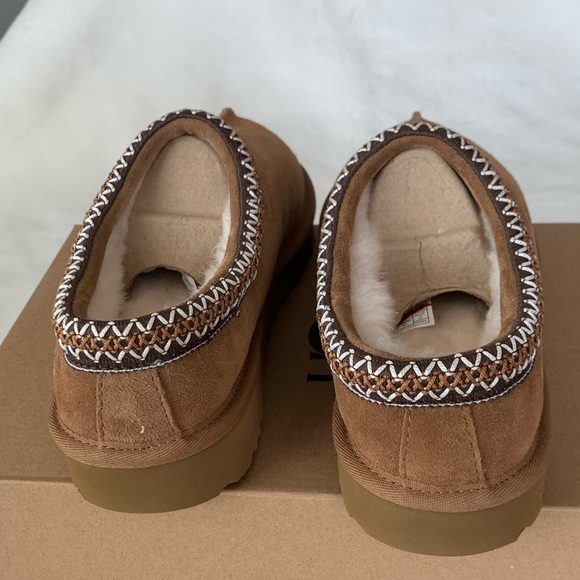 UGG TASMAN SUEDE SLIPPERS - Picture 7 of 9